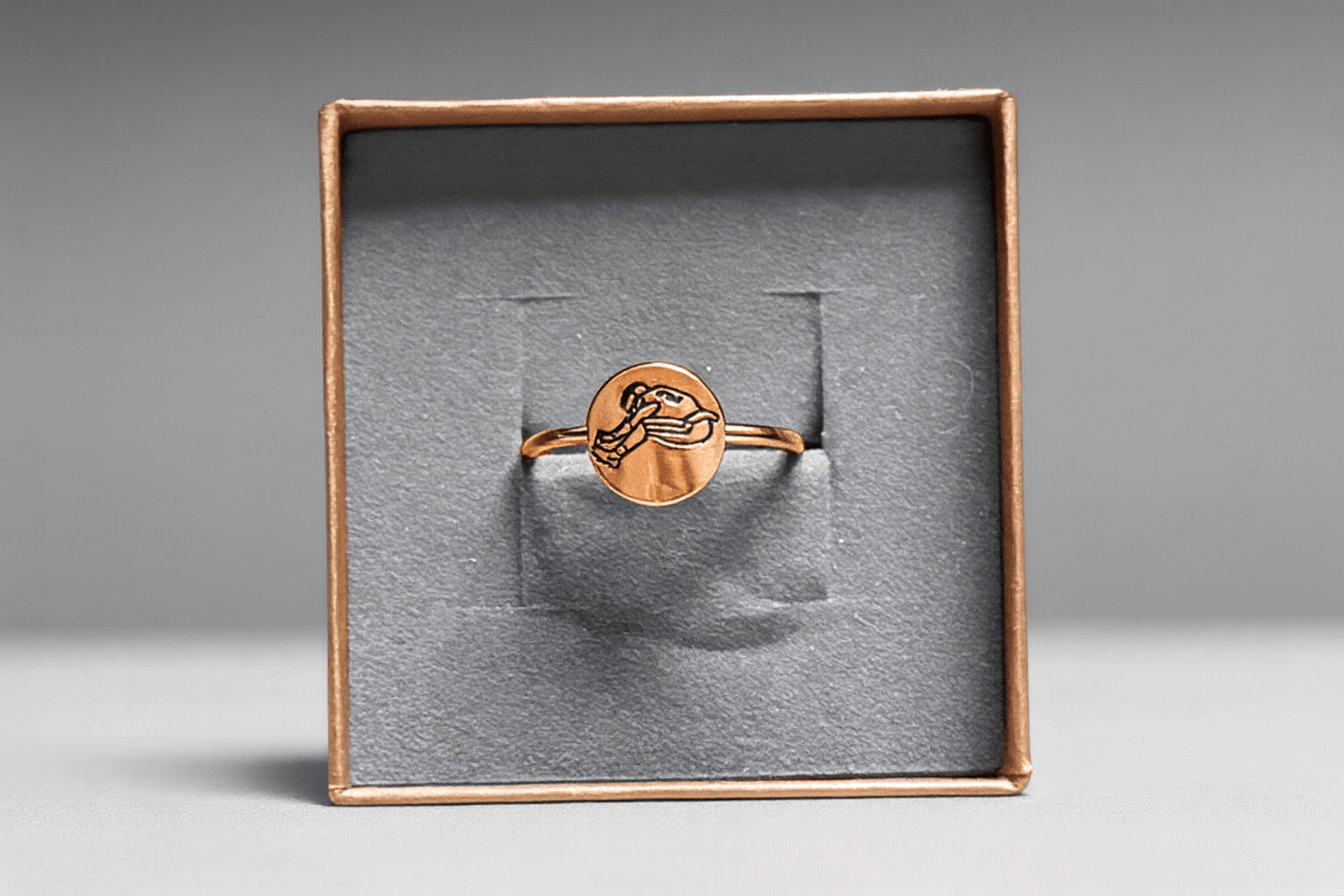 Rose Gold Minimalist Saquon Hurdle Ring