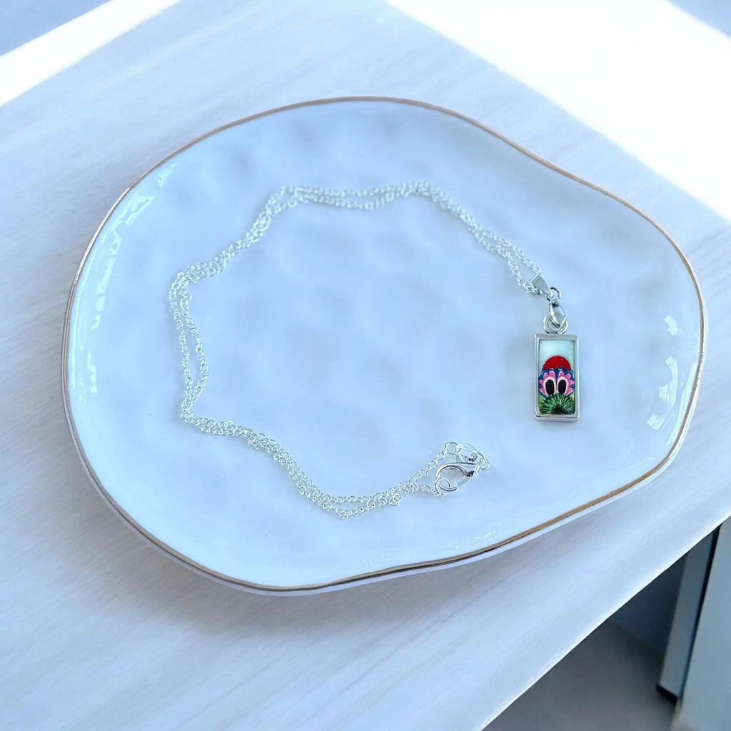 Original Hand-Painted Peeking Phanatic Pretty Weird