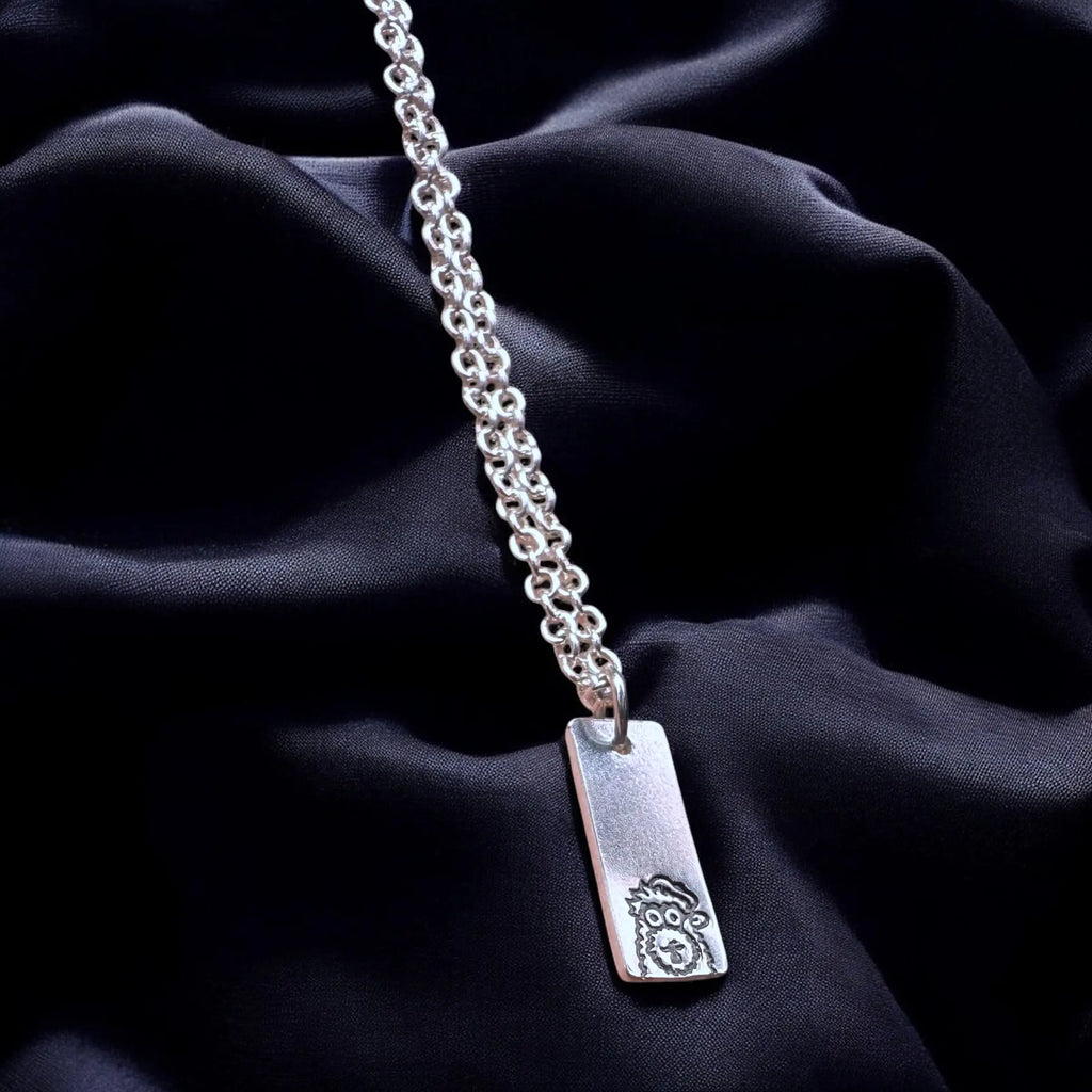 Sterling Silver Engraved Peeking Phanatic - Pretty Weird