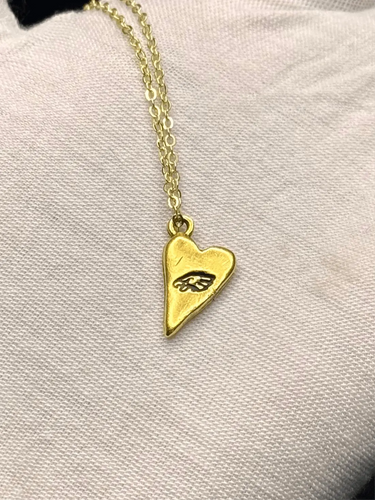 Antique Gold Eagles Heart Necklace Pretty Weird