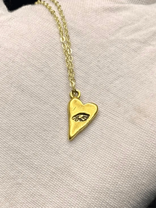 Antique Gold Eagles Heart Necklace Pretty Weird
