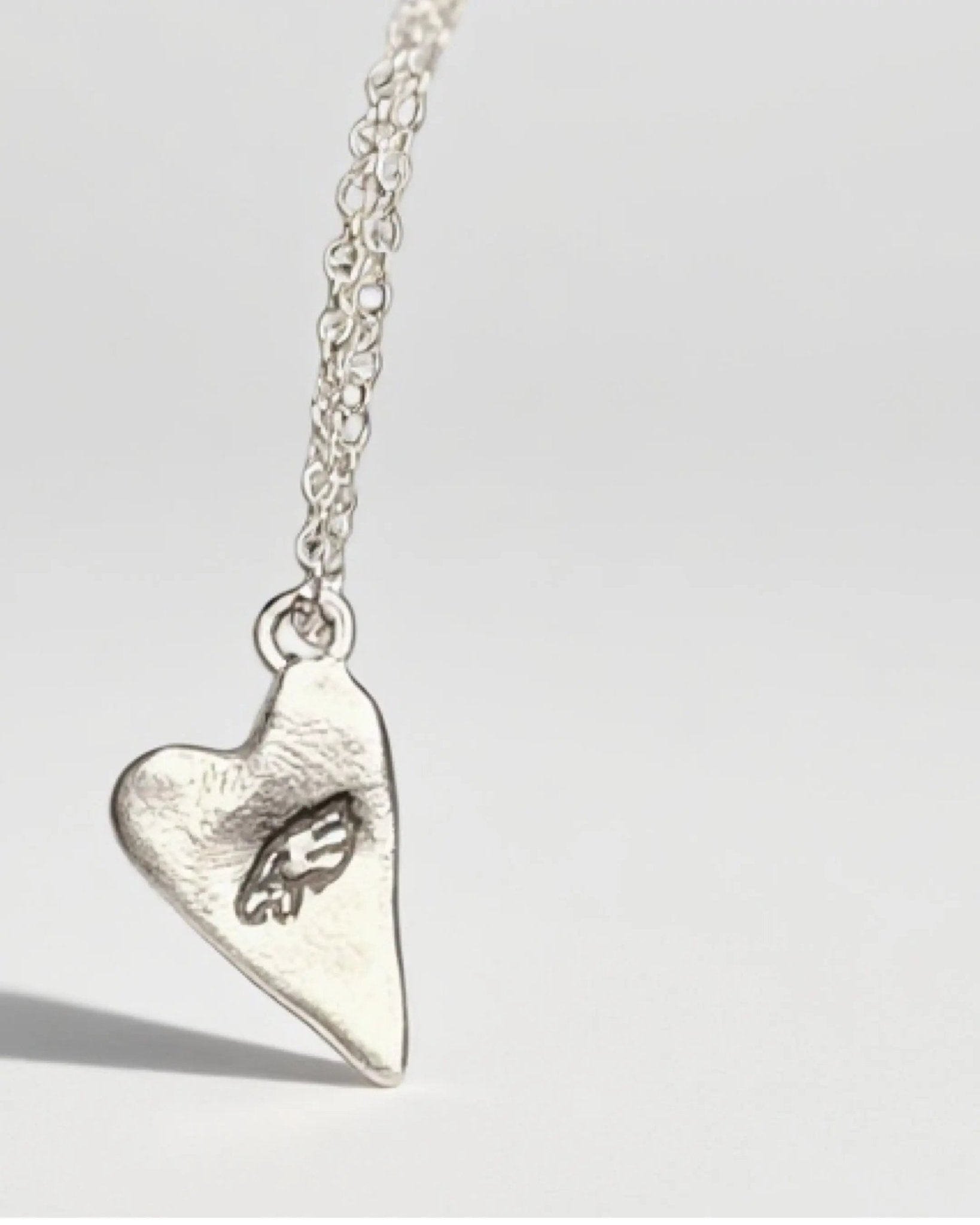 Antique Silver Eagles Heart Necklace Pretty Weird