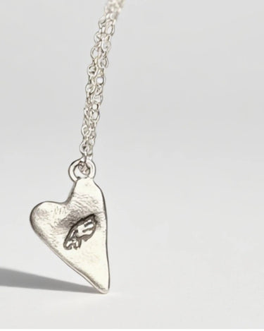 Antique Silver Eagles Heart Necklace Pretty Weird