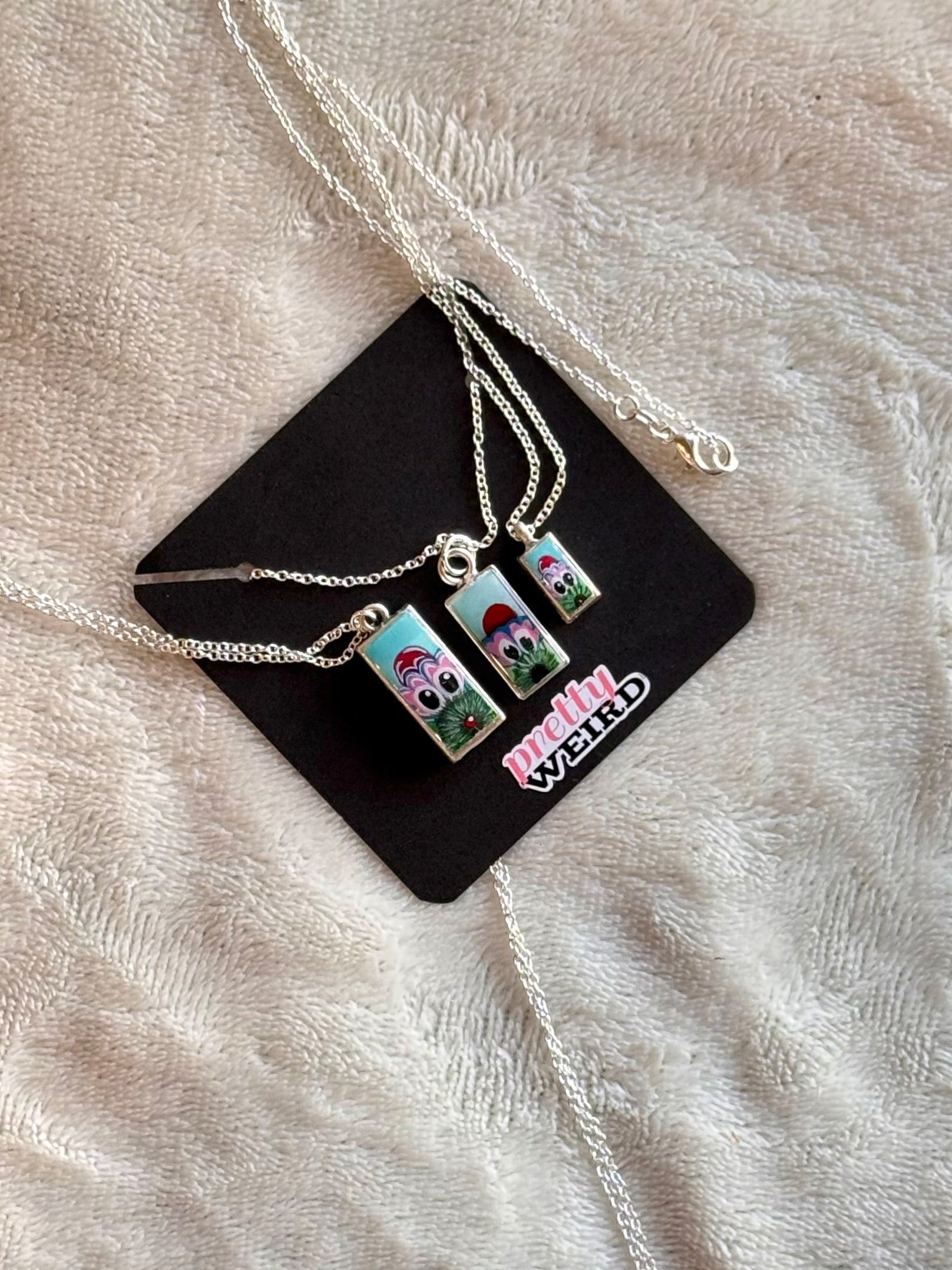 Hand-Painted Phanatic Pendant - Medium Size Pretty Weird