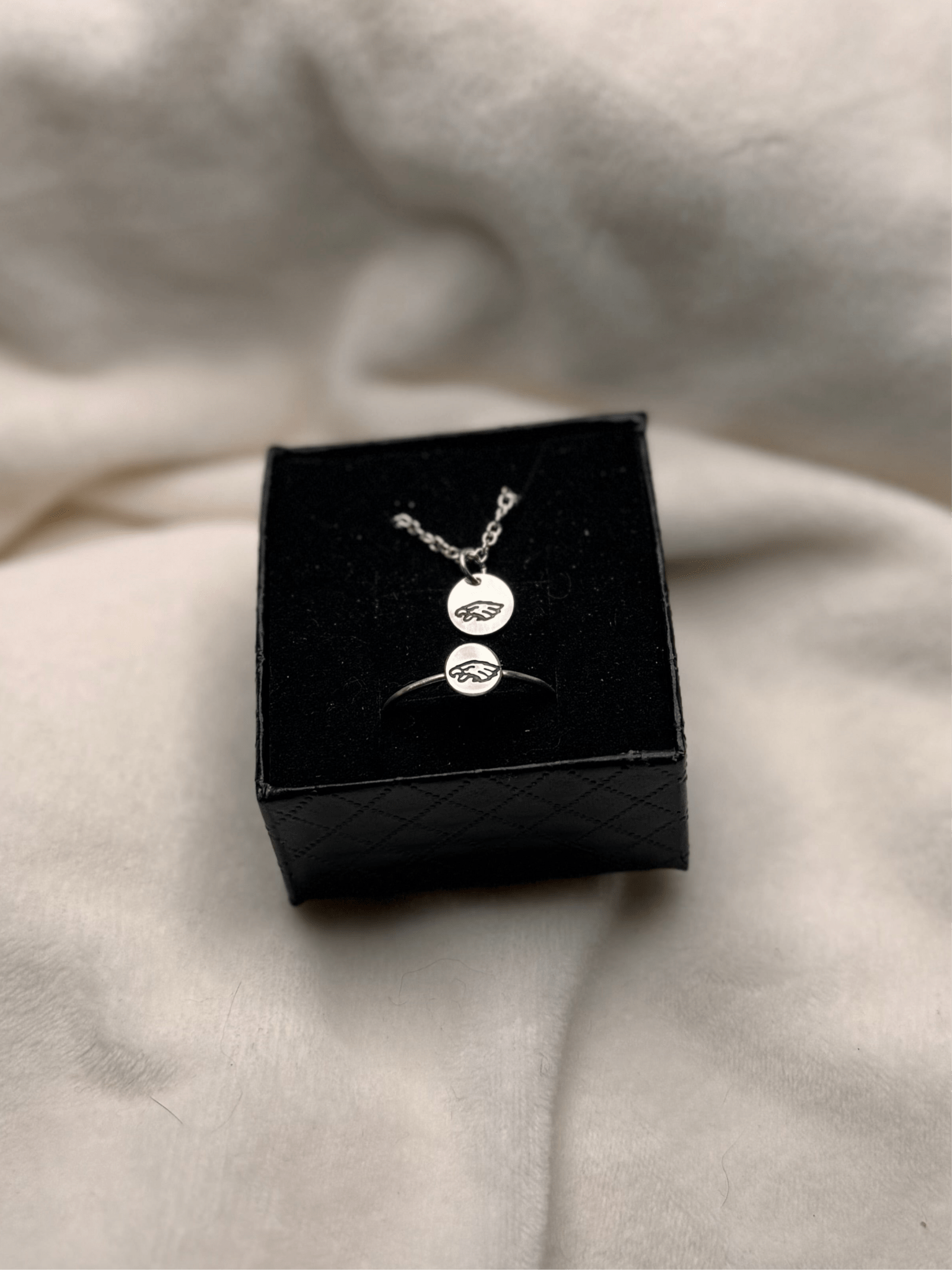 Minimal Eagles Logo Ring & Necklace Set