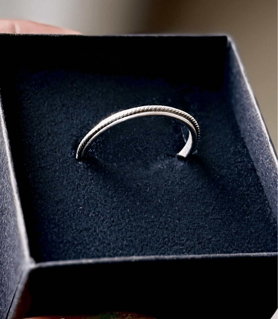 Marquise Ring & Eagles Logo Necklace Bundle