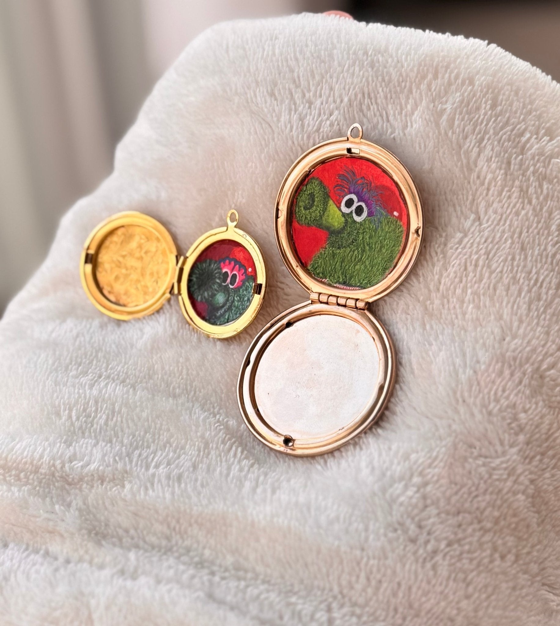 Phanatic Locket – Hand-Painted Philly Keepsake (Limited Edition)